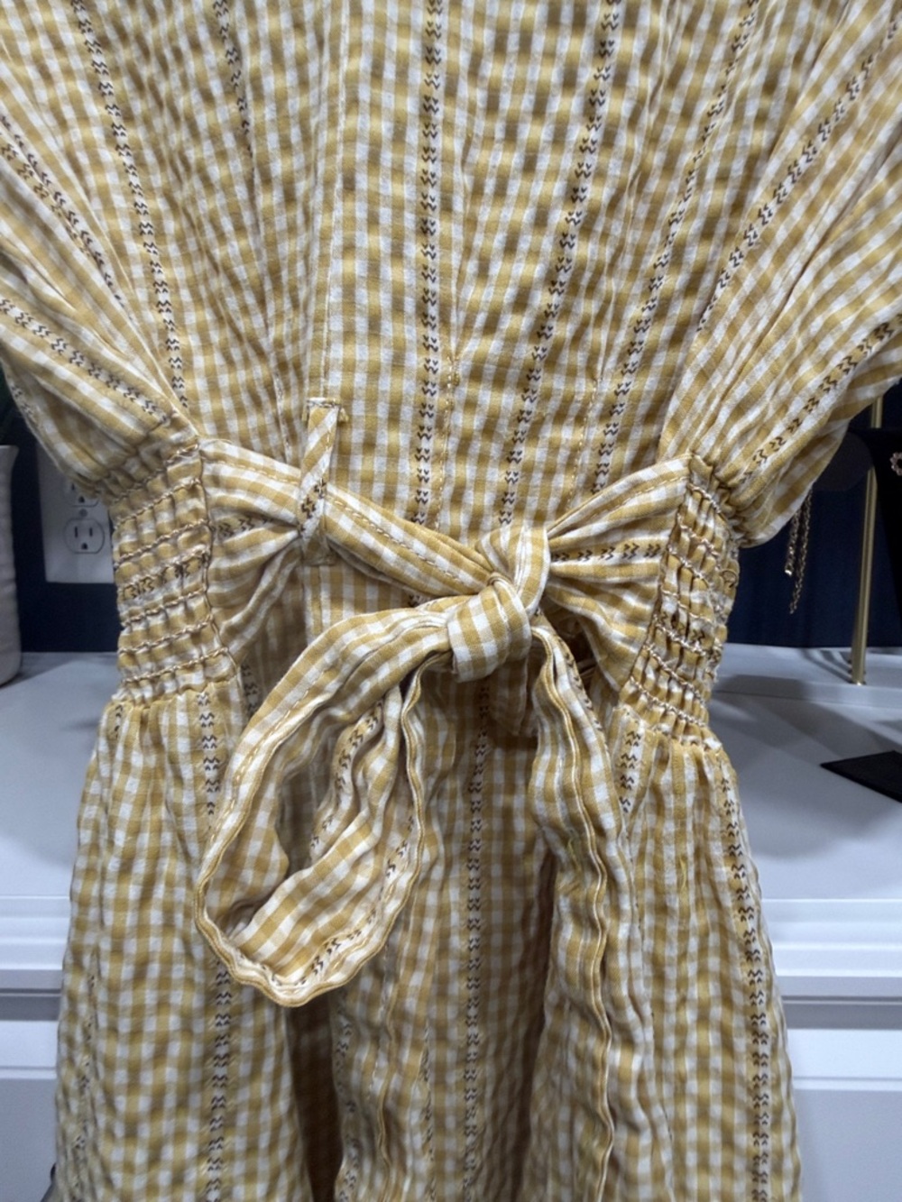 Light Yellow Ruffle-Sleeve Wrap Dress with Tie Waist SZ M - Picture 6 of 11